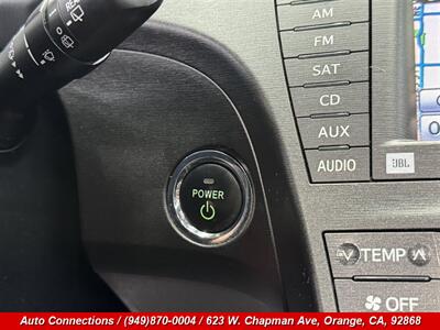 2010 Toyota Prius V   - Photo 20 - Orange, CA 92868
