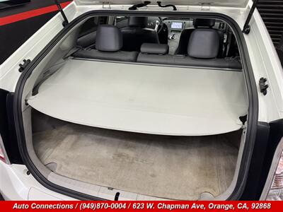 2010 Toyota Prius V   - Photo 27 - Orange, CA 92868