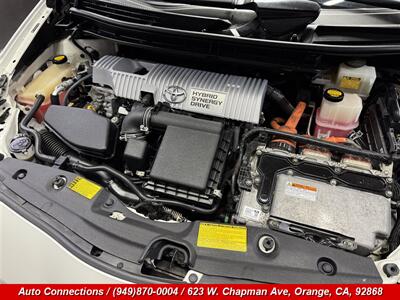 2010 Toyota Prius V   - Photo 28 - Orange, CA 92868