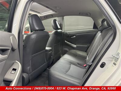 2010 Toyota Prius V   - Photo 9 - Orange, CA 92868