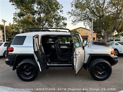 2008 Toyota FJ Cruiser   - Photo 6 - Orange, CA 92868