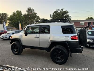 2008 Toyota FJ Cruiser   - Photo 4 - Orange, CA 92868