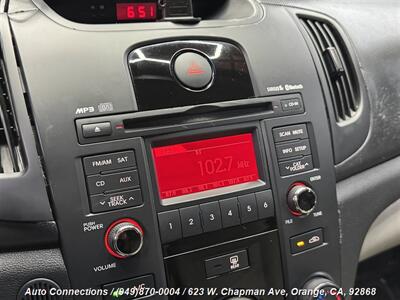 2010 Kia Forte EX - Photo 16 - Orange, CA 92868