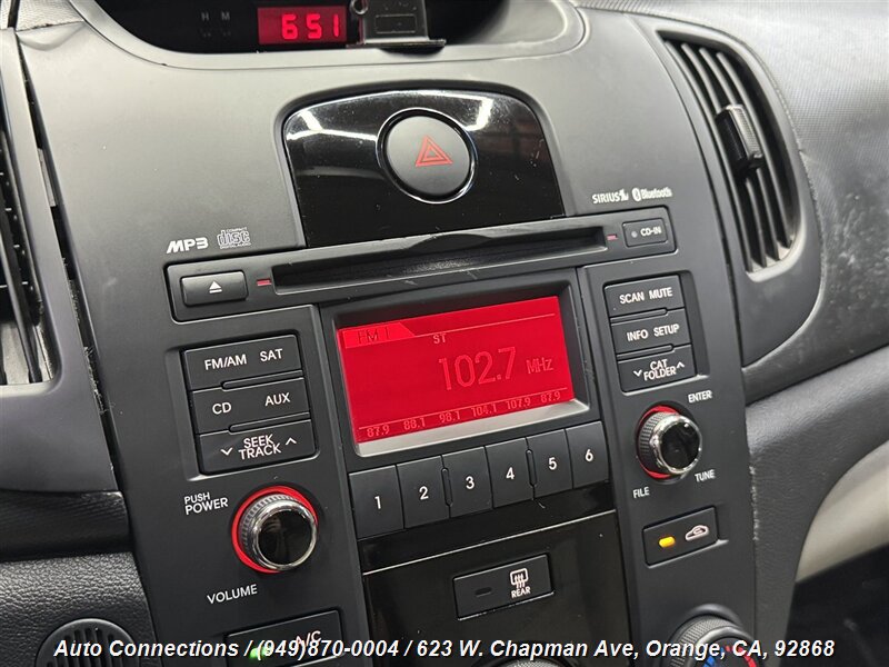 2010 Kia Forte EX photo 14