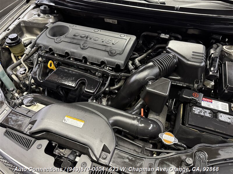 2010 Kia Forte EX photo 23