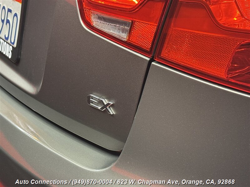 2010 Kia Forte EX photo 25