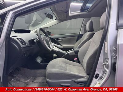 2013 Toyota Prius Five   - Photo 6 - Orange, CA 92868