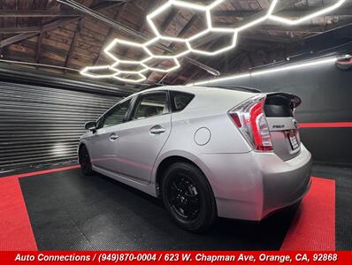 2013 Toyota Prius Five   - Photo 4 - Orange, CA 92868