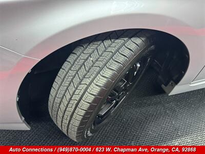 2013 Toyota Prius Five   - Photo 33 - Orange, CA 92868