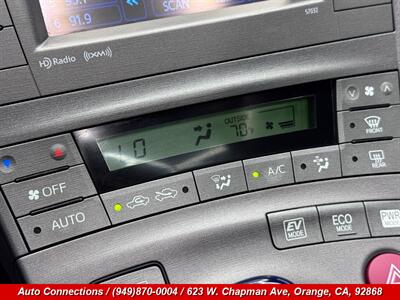 2013 Toyota Prius Five   - Photo 15 - Orange, CA 92868