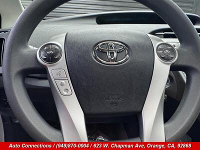 2013 Toyota Prius Five   - Photo 13 - Orange, CA 92868