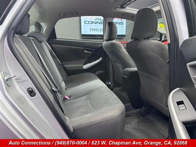 2013 Toyota Prius Five   - Photo 8 - Orange, CA 92868