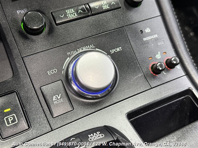 2012 Lexus CT 200h photo 14