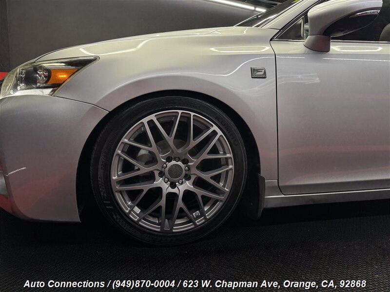 2012 Lexus CT 200h photo 34