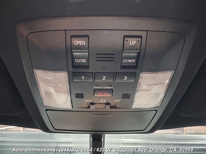 2012 Lexus CT 200h photo 21