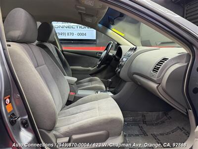 2008 Nissan Altima 3.5 SE   - Photo 7 - Orange, CA 92868