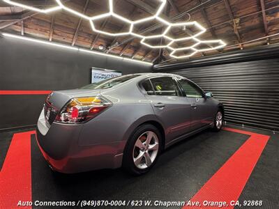 2008 Nissan Altima 3.5 SE   - Photo 3 - Orange, CA 92868