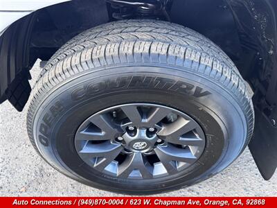 2015 Toyota Tacoma PreRunner   - Photo 30 - Orange, CA 92868