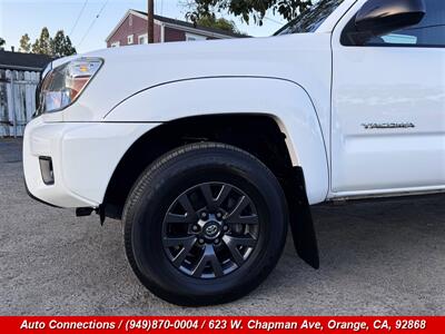 2015 Toyota Tacoma PreRunner   - Photo 29 - Orange, CA 92868