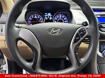 2013 Hyundai ELANTRA GLS   - Photo 13 - Orange, CA 92868