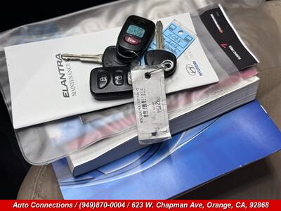 2013 Hyundai ELANTRA GLS   - Photo 19 - Orange, CA 92868