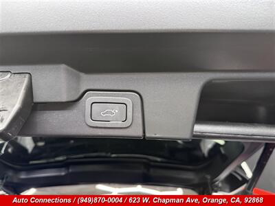 2018 Land Rover Range Rover Evoque SE Premium - Photo 28 - Orange, CA 92868