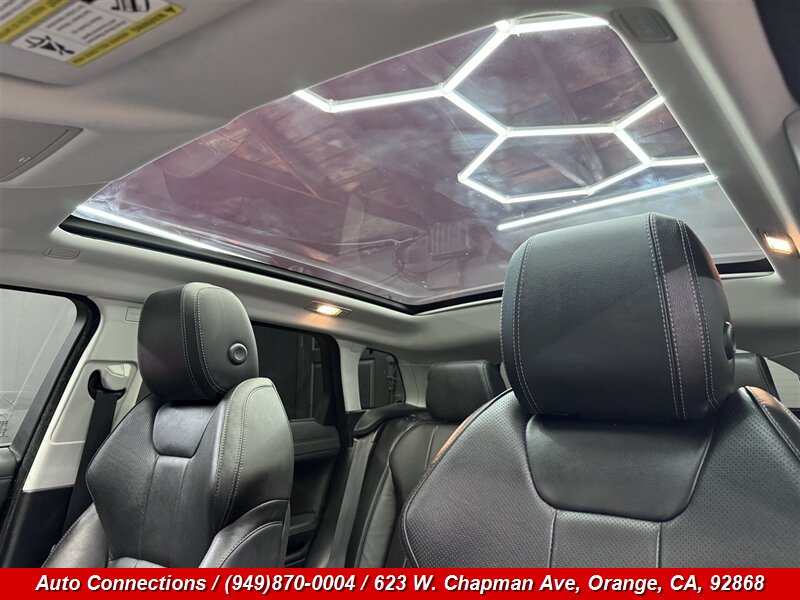 2018 Land Rover Range Rover Evoque SE Premium - Photo 20 - Orange, CA 92868