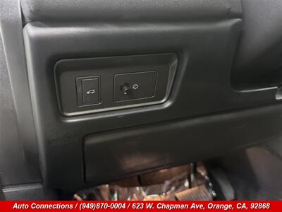 2018 Land Rover Range Rover Evoque SE Premium - Photo 22 - Orange, CA 92868