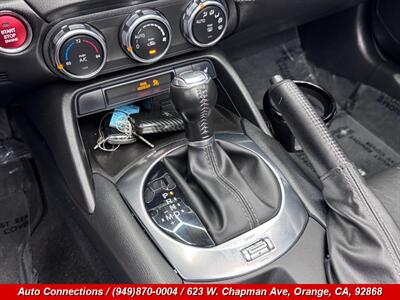 2021 Mazda MX-5 Miata Grand Touring   - Photo 16 - Orange, CA 92868