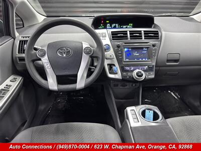 2014 Toyota Prius v Two - Photo 12 - Orange, CA 92868