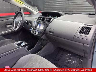 2014 Toyota Prius v Two - Photo 10 - Orange, CA 92868