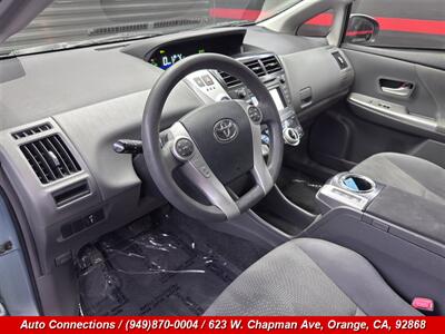 2014 Toyota Prius v Two - Photo 11 - Orange, CA 92868