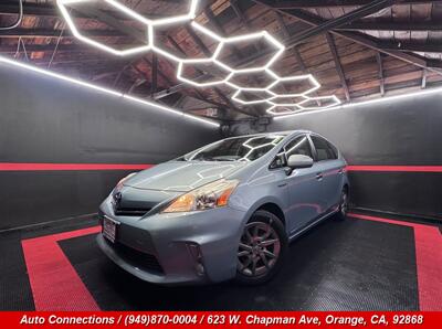 2014 Toyota Prius v Two - Photo 2 - Orange, CA 92868