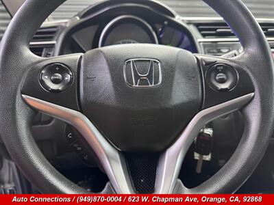 2019 Honda Fit LX   - Photo 13 - Orange, CA 92868