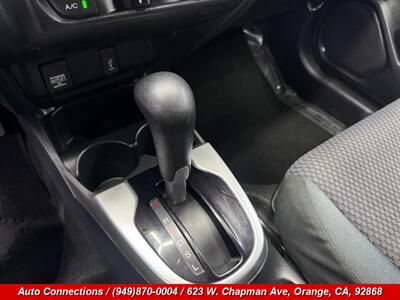 2019 Honda Fit LX   - Photo 14 - Orange, CA 92868