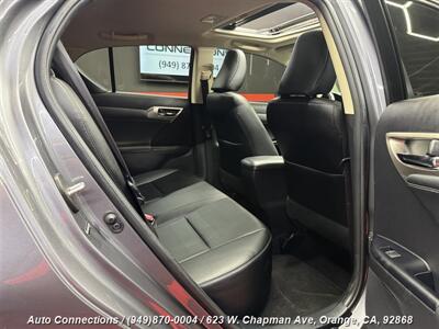 2015 Lexus CT 200h   - Photo 8 - Orange, CA 92868