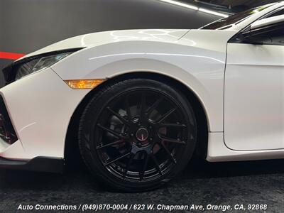 2018 Honda Civic Si   - Photo 49 - Orange, CA 92868