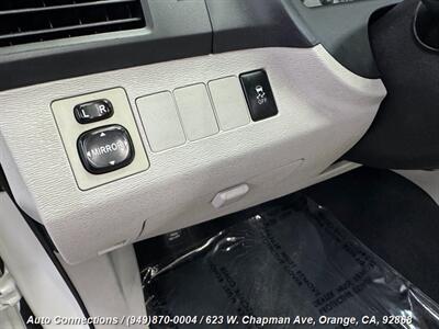 2011 Toyota Venza FWD V6   - Photo 20 - Orange, CA 92868
