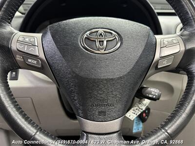 2011 Toyota Venza FWD V6   - Photo 13 - Orange, CA 92868