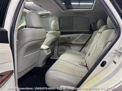 2011 Toyota Venza FWD V6   - Photo 9 - Orange, CA 92868