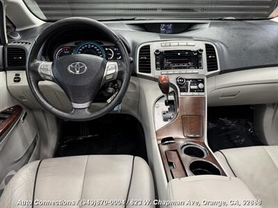 2011 Toyota Venza FWD V6   - Photo 12 - Orange, CA 92868