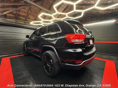 2013 Jeep Grand Cherokee Laredo   - Photo 4 - Orange, CA 92868