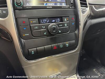 2013 Jeep Grand Cherokee Laredo   - Photo 15 - Orange, CA 92868