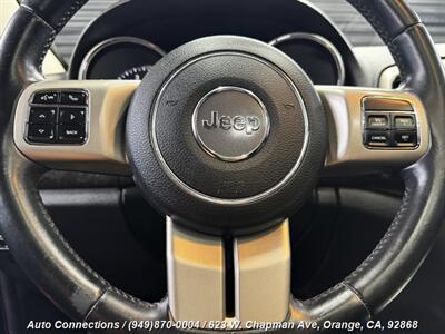 2013 Jeep Grand Cherokee Laredo   - Photo 13 - Orange, CA 92868