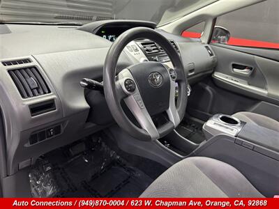 2014 Toyota Prius v Three   - Photo 11 - Orange, CA 92868