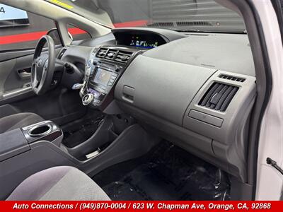 2014 Toyota Prius v Three   - Photo 10 - Orange, CA 92868