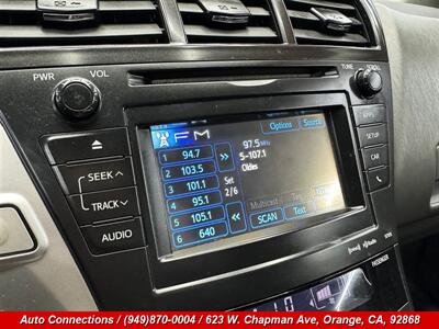 2014 Toyota Prius v Three   - Photo 18 - Orange, CA 92868