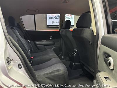 2012 Nissan Versa 1.8 SL   - Photo 8 - Orange, CA 92868