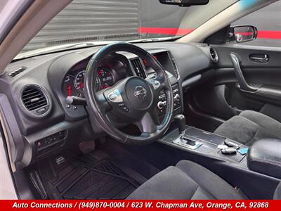 2013 Nissan Maxima 3.5 SV   - Photo 11 - Orange, CA 92868