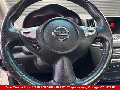 2013 Nissan Maxima 3.5 SV   - Photo 13 - Orange, CA 92868